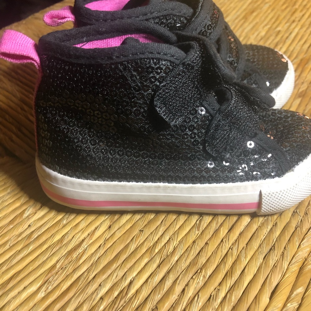 Toddler Rhinestone High Tops🌸 - Picture 2 of 4